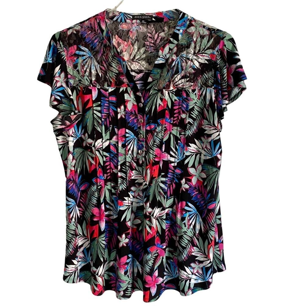 Ava & Grace Quarter Button Short Sleeve Top With Lace Detail Women's Medium